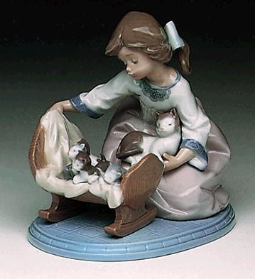 A Cradle Of Kittens Lladro Figurine