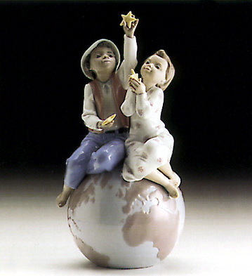 A World Of Love Lladro Figurine