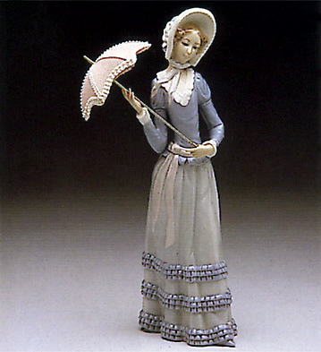 Aranjuez Little Lady Lladro Figurine
