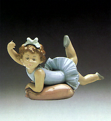 Ballet Girl Reclining Lladro Figurine