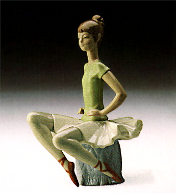 Ballet Green - 5 Lladro Figurine