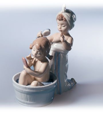 Bathing Beauties Lladro Figurine