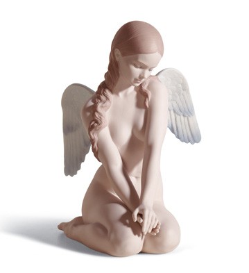 Beautiful Angel Lladro Figurine