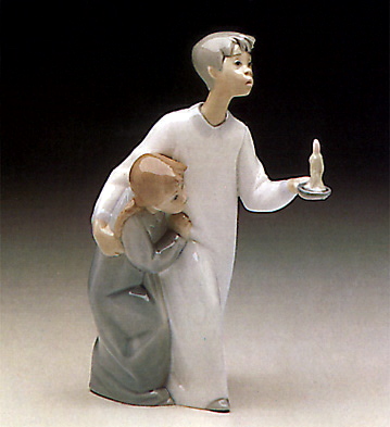 Boy In Night-skirt Lladro Figurine