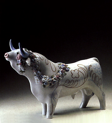 Bull Lladro Figurine