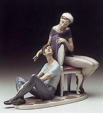 Dancers Resting Lladro Figurine