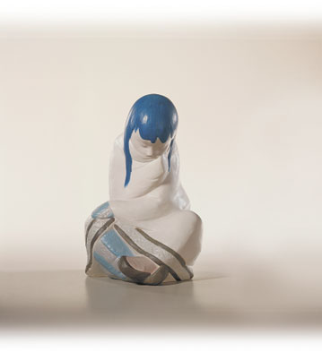 Eskimo Girl Lladro Figurine