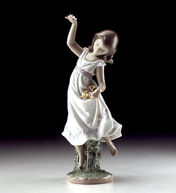 Garden Dance Lladro Figurine