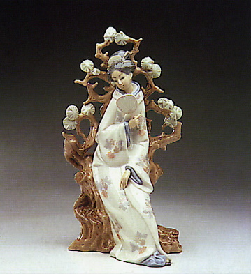 Geisha Lladro Figurine