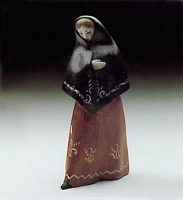 Lady From Menorca Lladro Figurine