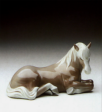 Little Horse Resting Lladro Figurine