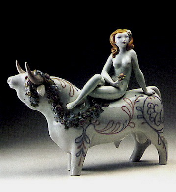 Love Of Europe Lladro Figurine