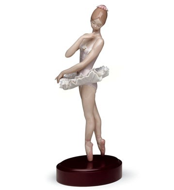 On Her Toes (b) Lladro Figurine