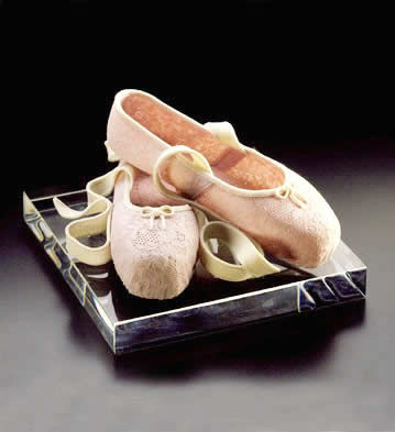 Pink Ballet Slippers Lladro Figurine