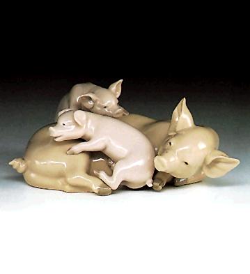 Playful Piglets Lladro Figurine