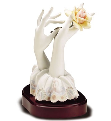 Romantic Gesture L.e.b. Lladro Figurine