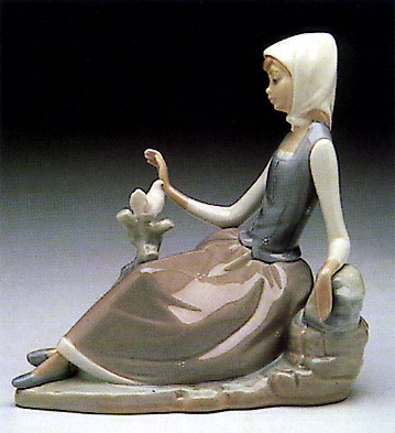 Shepherdess With Dove Lladro Figurine