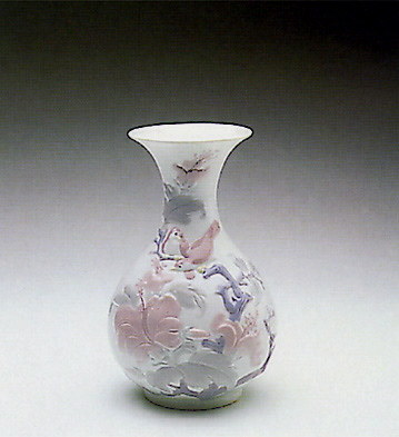 Sparrow Vase Lladro Figurine