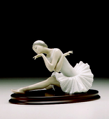 The Death Of The Swan Lladro Figurine