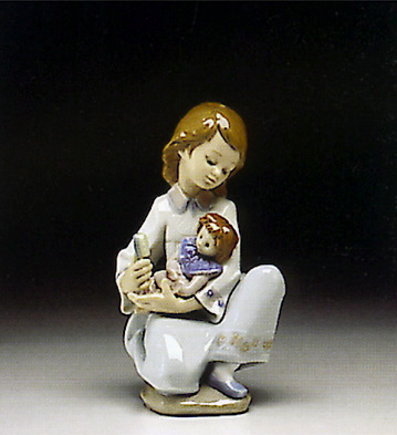Thoughtful Caress Lladro Figurine
