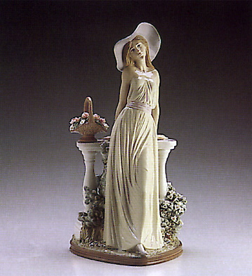 Time For Reflection Lladro Figurine