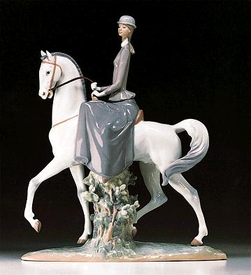 Woman On Horse Lladro Figurine