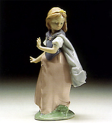 Young Princess Lladro Figurine